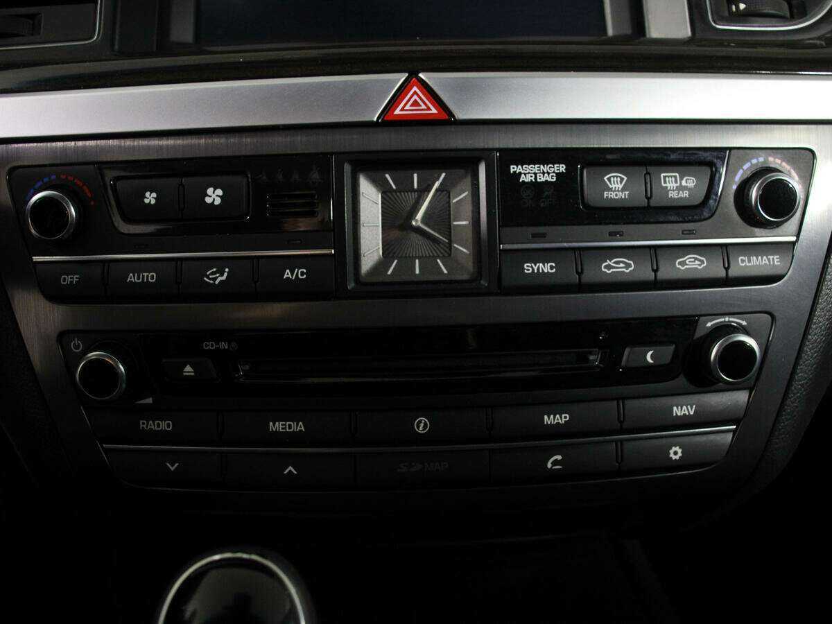 Купить Hyundai Genesis, 2014, 129 500 км.. Фото: #22