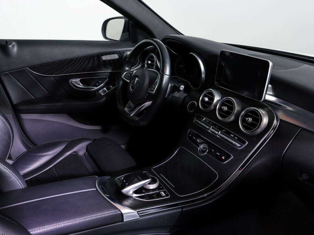 Купить Mercedes-Benz C-Класс, 2018, 68 485 км.. Фото: #4