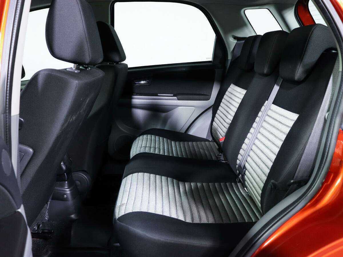 Купить Сузуки С-Икс4, 2013, 82 809 км.. Фото: #7