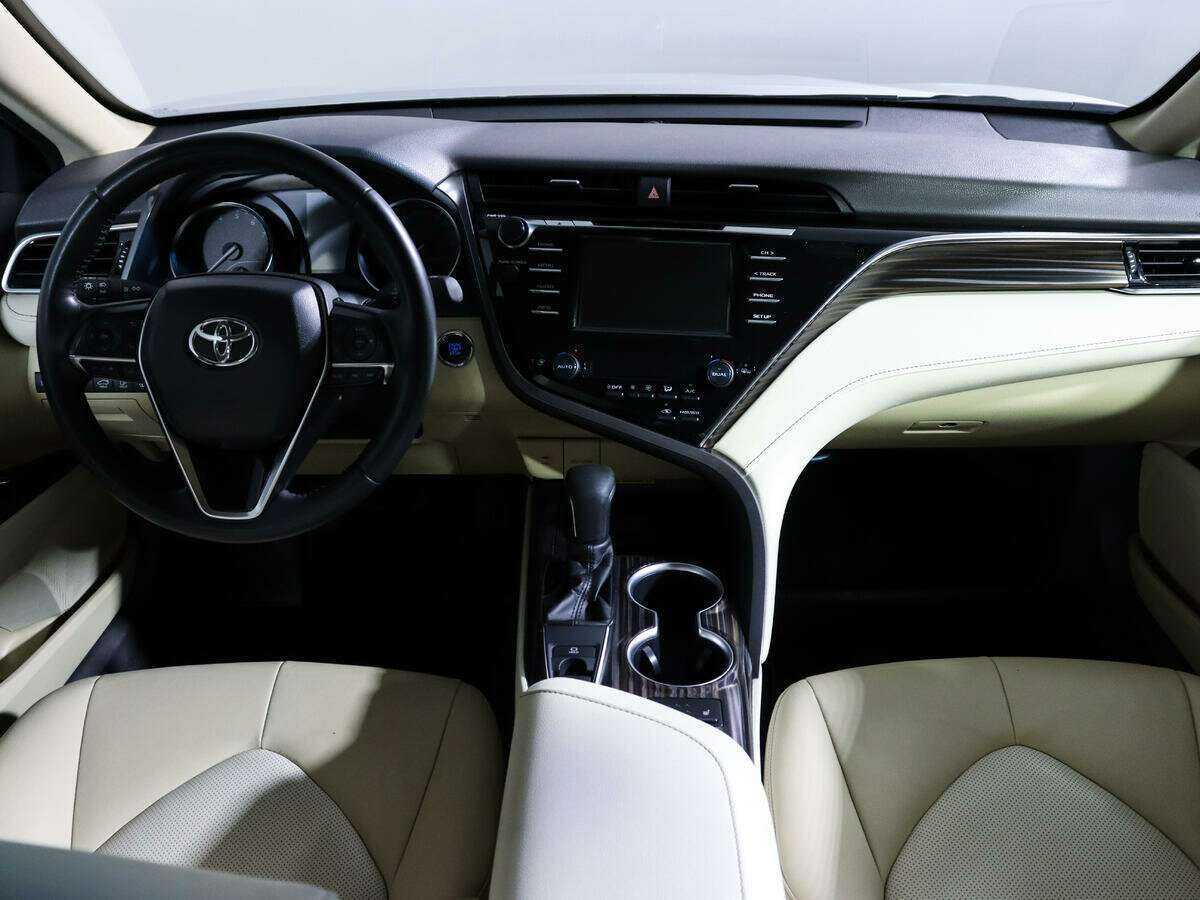 Купить Toyota Camry, 2020, 90 000 км.. Фото: #8