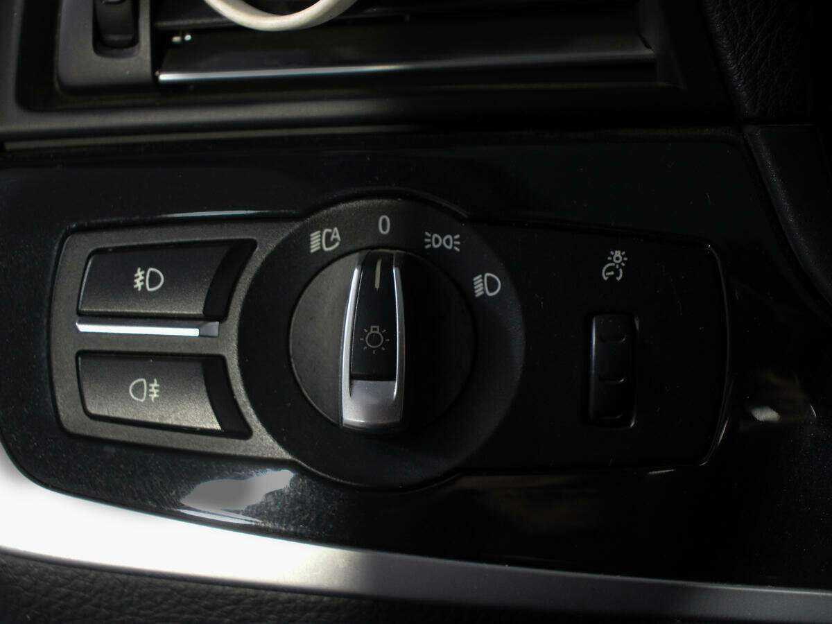 Купить BMW 5 серии, 2012, 237 085 км.. Фото: #15