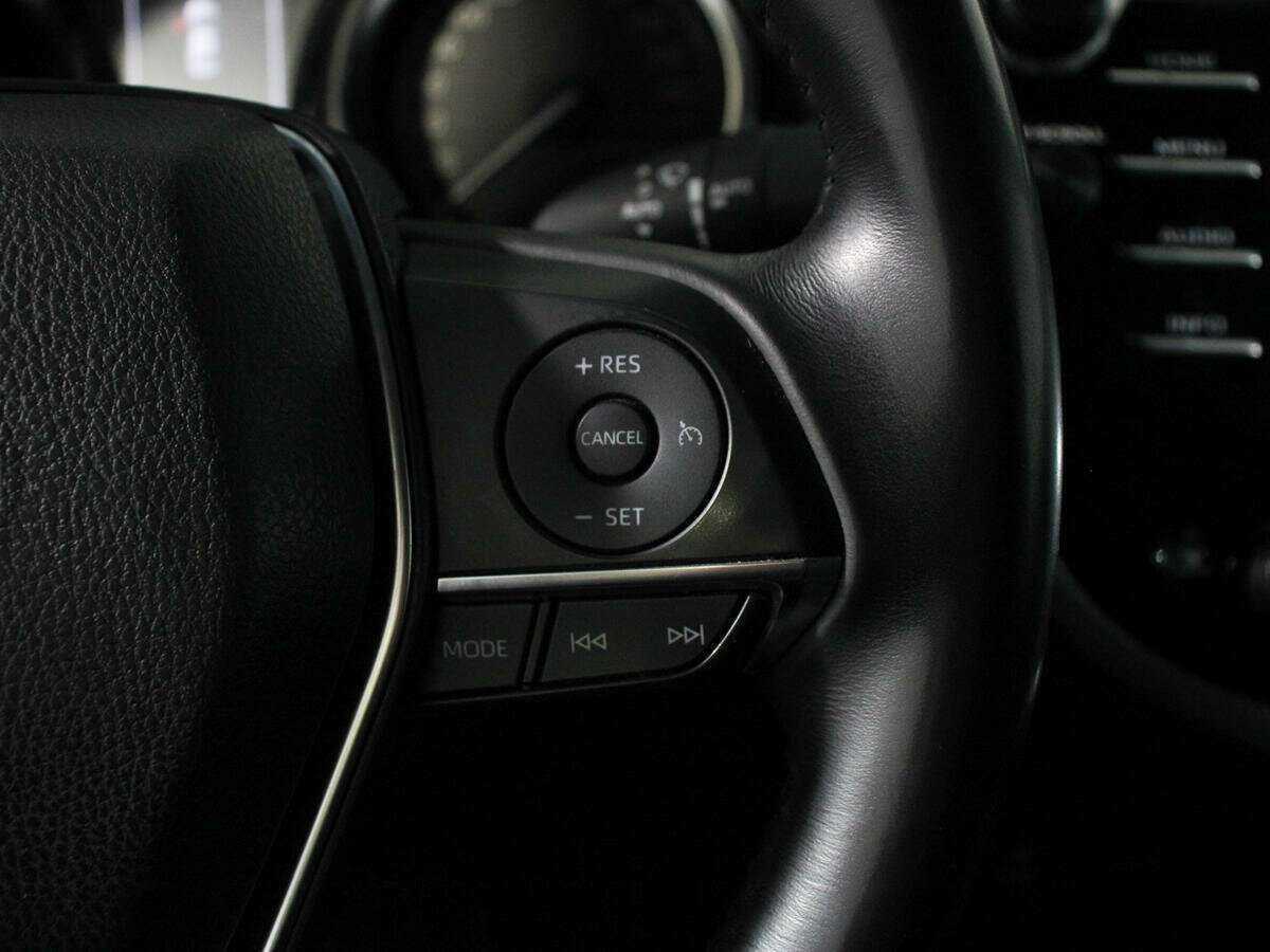 Купить Toyota Camry, 2020, 67 377 км.. Фото: #19