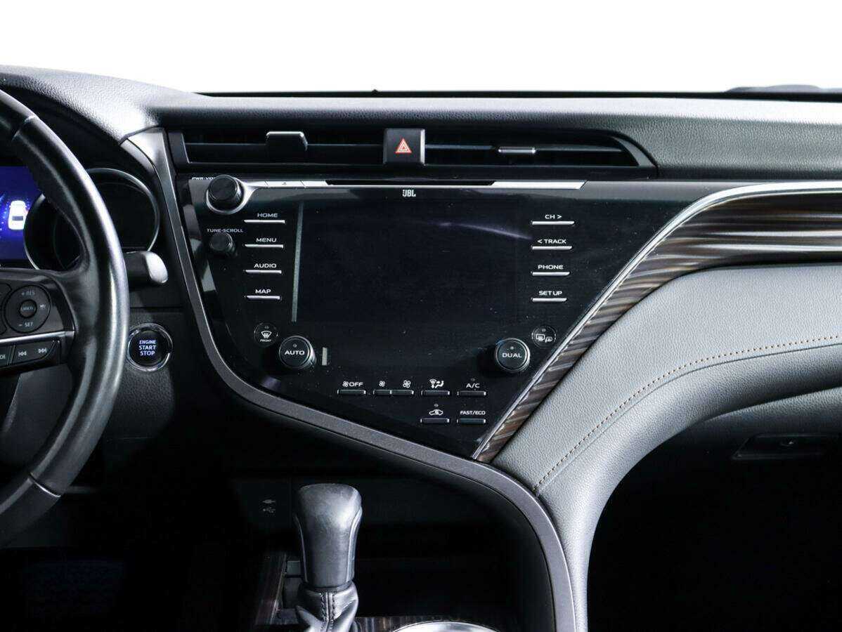 Купить Toyota Camry, 2018, 121 517 км.. Фото: #9