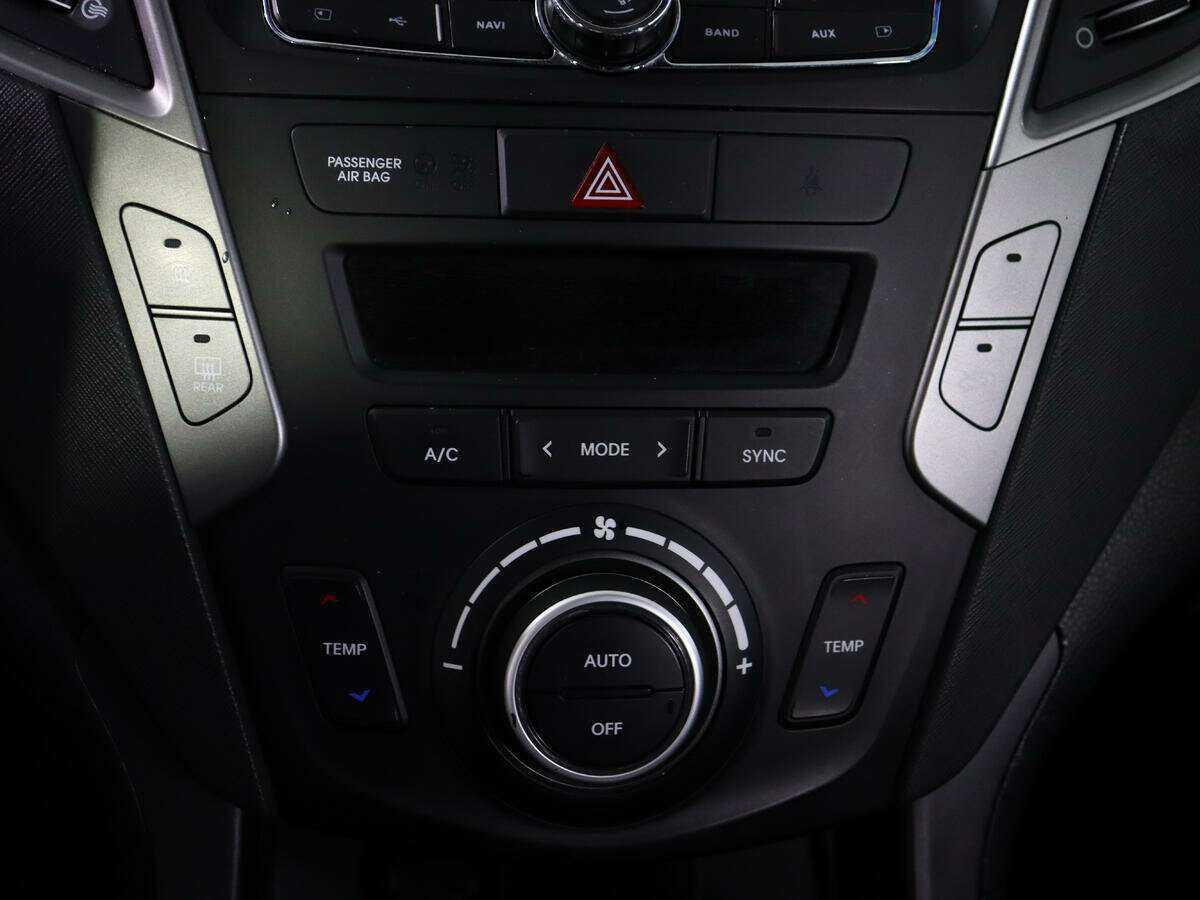 Купить Hyundai Santa Fe, 2017, 106 202 км.. Фото: #15