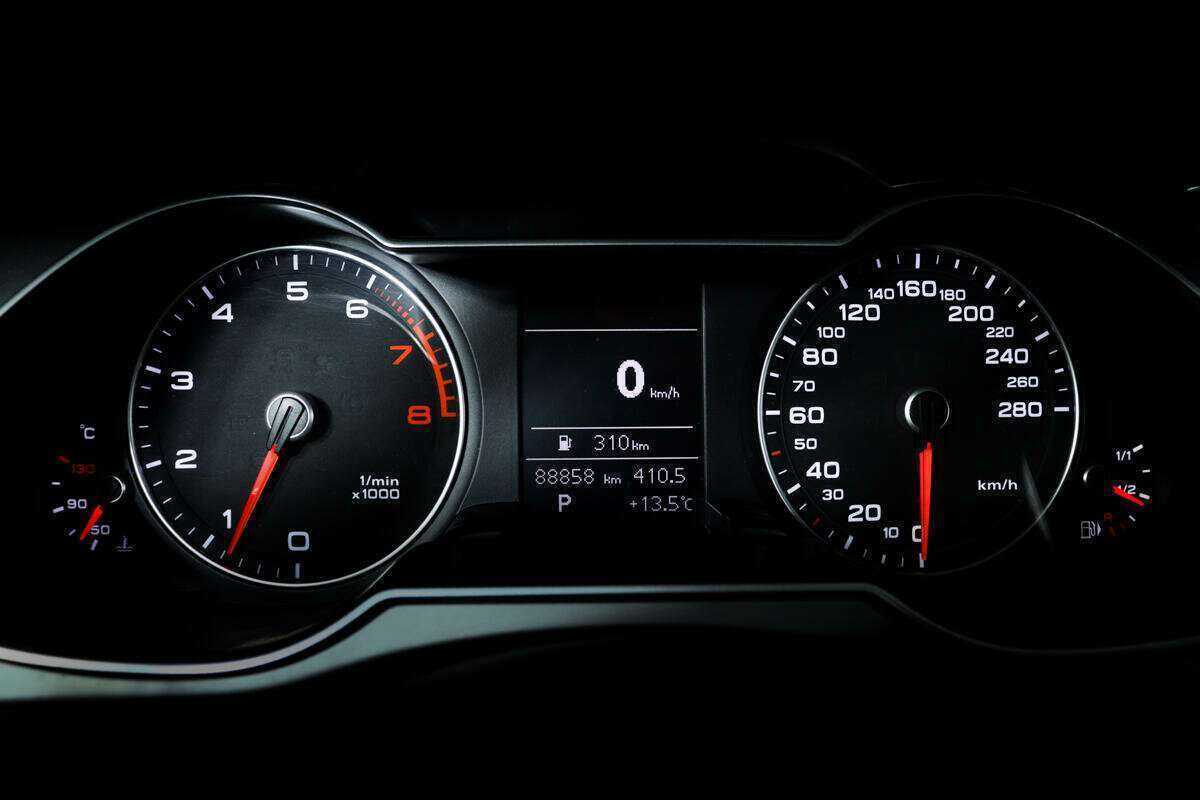 Купить Audi A4, 2014, 88 850 км.. Фото: #5