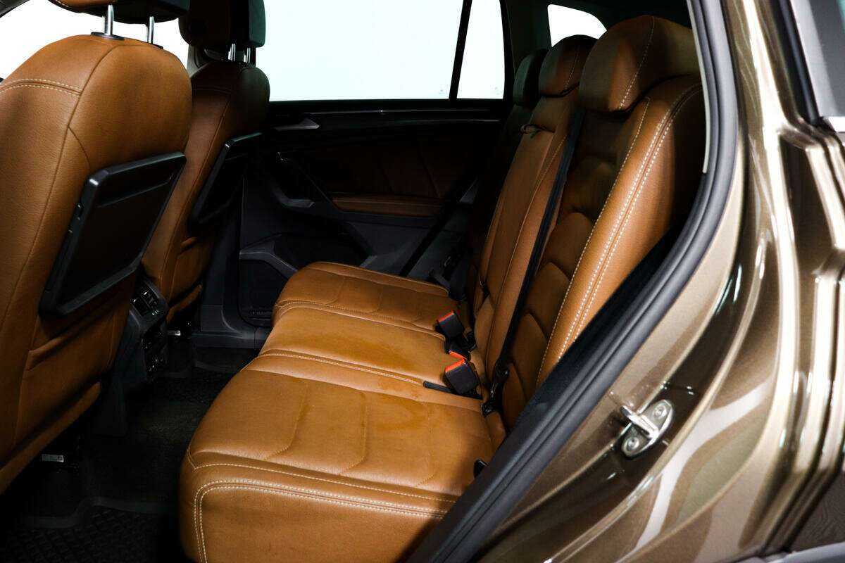 Купить Volkswagen Tiguan, 2020, 41 996 км.. Фото: #11