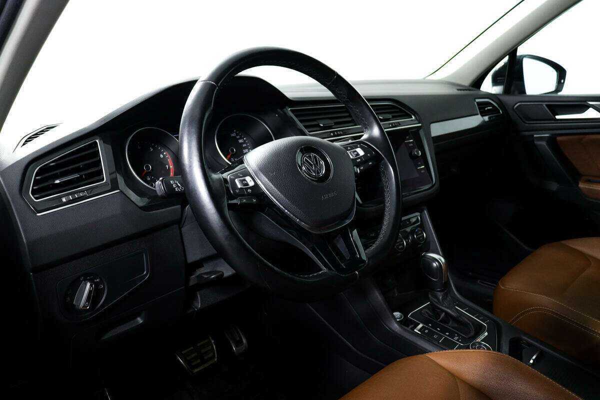 Купить Volkswagen Tiguan, 2020, 41 996 км.. Фото: #12