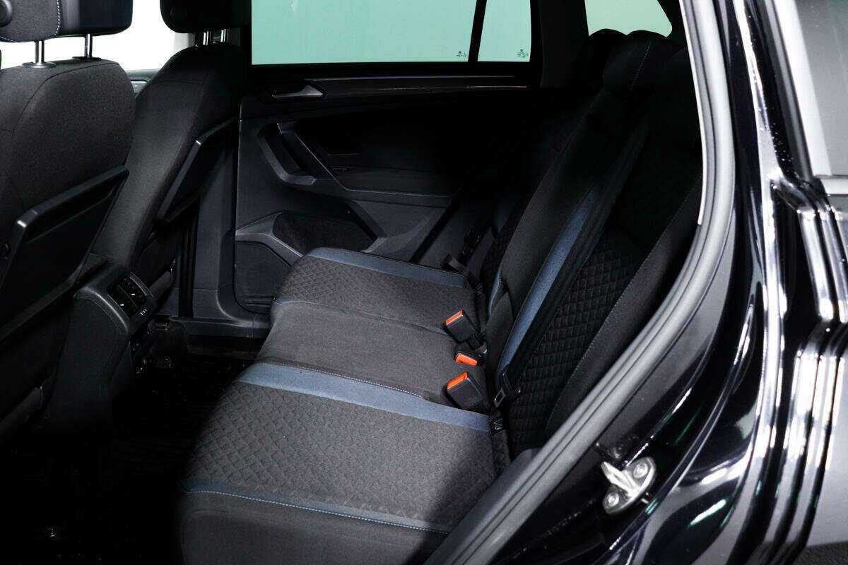 Купить Volkswagen Tiguan, 2020, 79 092 км.. Фото: #11