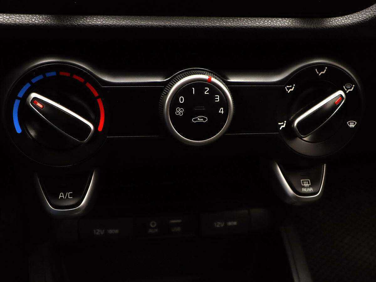 Купить Киа Рио, 2018, 101 110 км.. Фото: #17