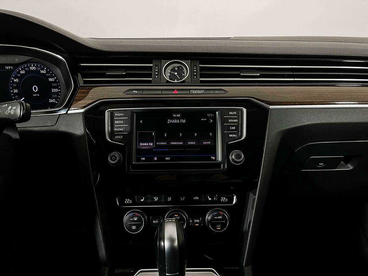 Купить Volkswagen Passat, 2017, 106 250 км.. Фото: #14