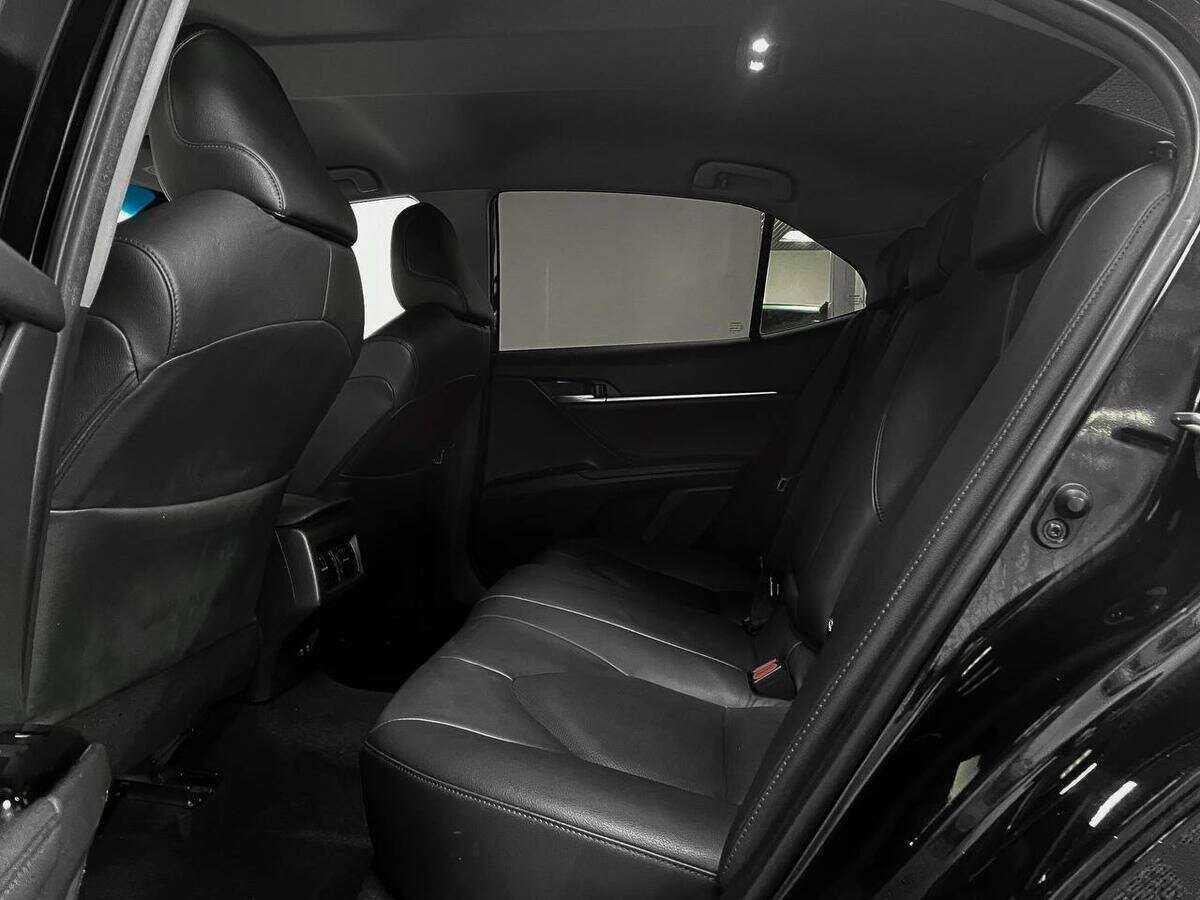 Купить Toyota Camry, 2018, 85 390 км.. Фото: #8