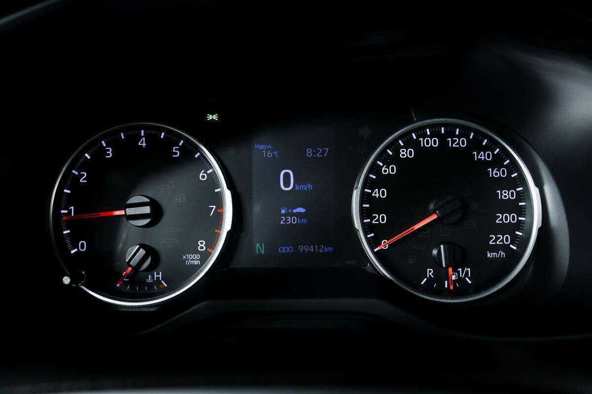 Купить Toyota RAV4, 2020, 99 370 км.. Фото: #9