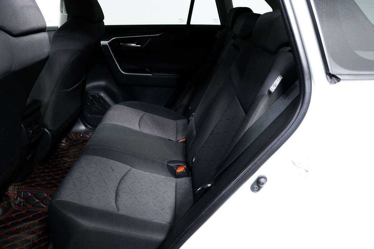 Купить Toyota RAV4, 2020, 99 370 км.. Фото: #11