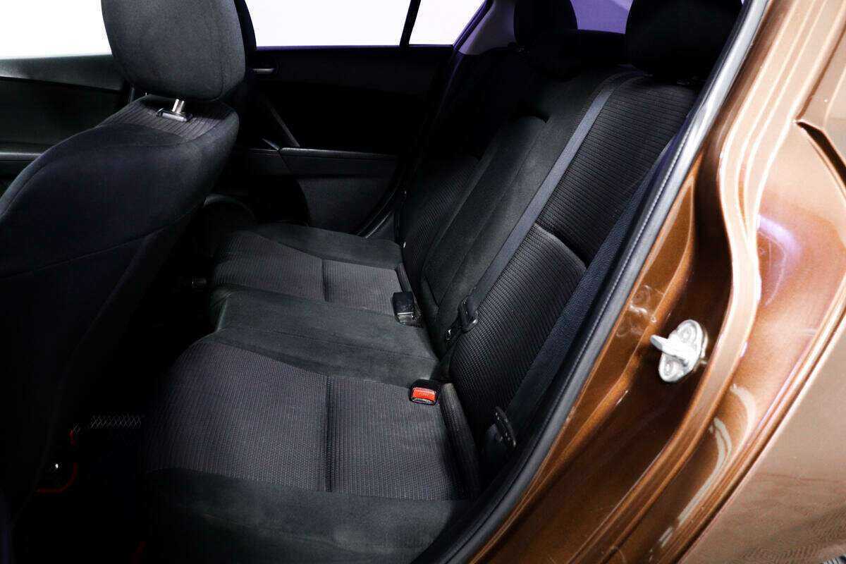 Купить Мазда 3, 2013, 241 907 км.. Фото: #10