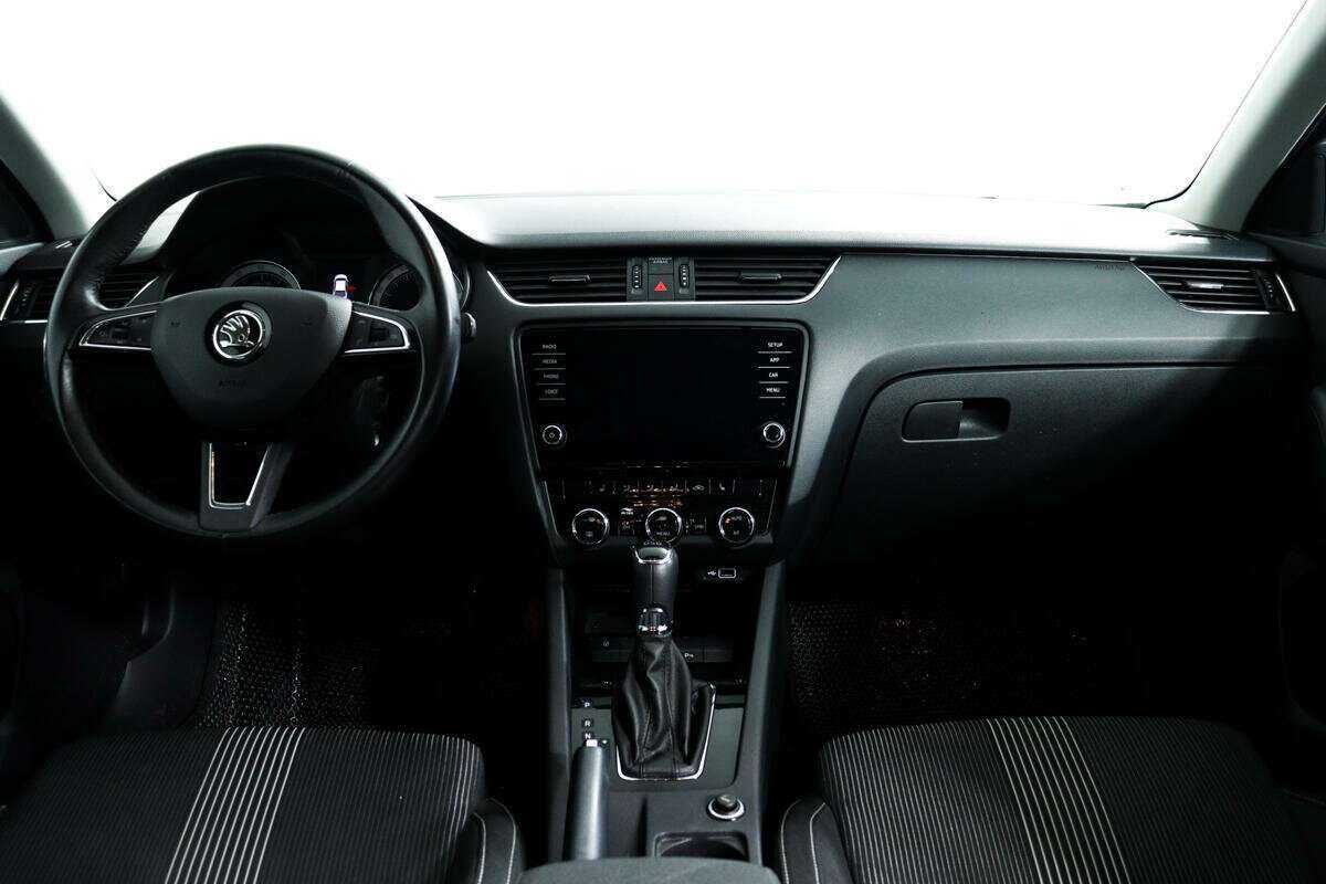 Купить Skoda Octavia, 2018, 135 479 км.. Фото: #10