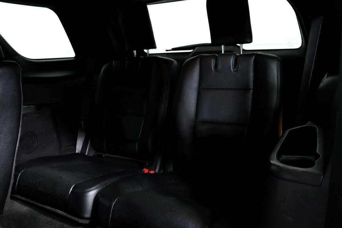 Купить Ford Explorer, 2015, 130 979 км.. Фото: #13