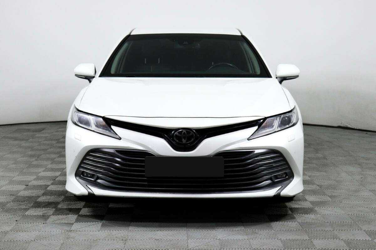 Купить Toyota Camry, 2019, 79 111 км.. Фото: #1