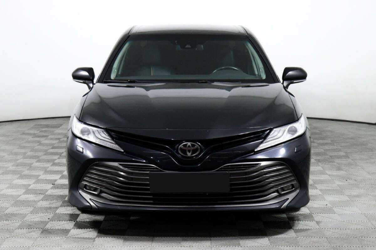 Купить Toyota Camry, 2018, 129 817 км.. Фото: #1