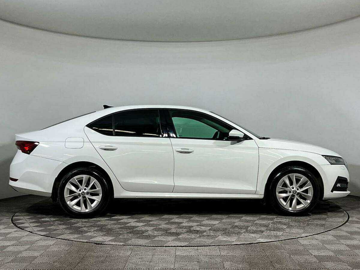 Купить Skoda Octavia, 2020, 52 610 км.. Фото: #3