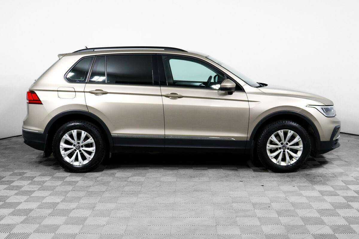 Купить Volkswagen Tiguan, 2021, 29 202 км.. Фото: #3