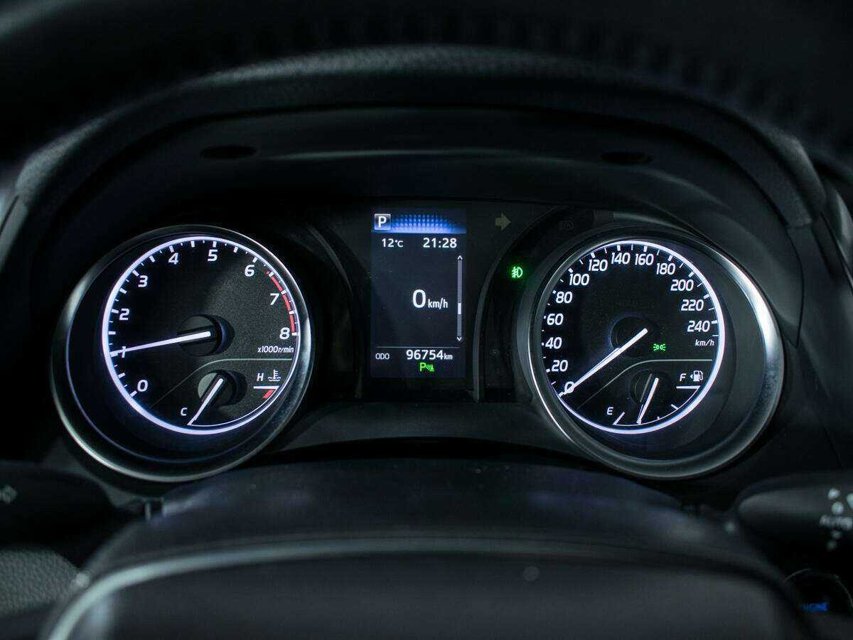 Купить Toyota Camry, 2020, 96 500 км.. Фото: #10