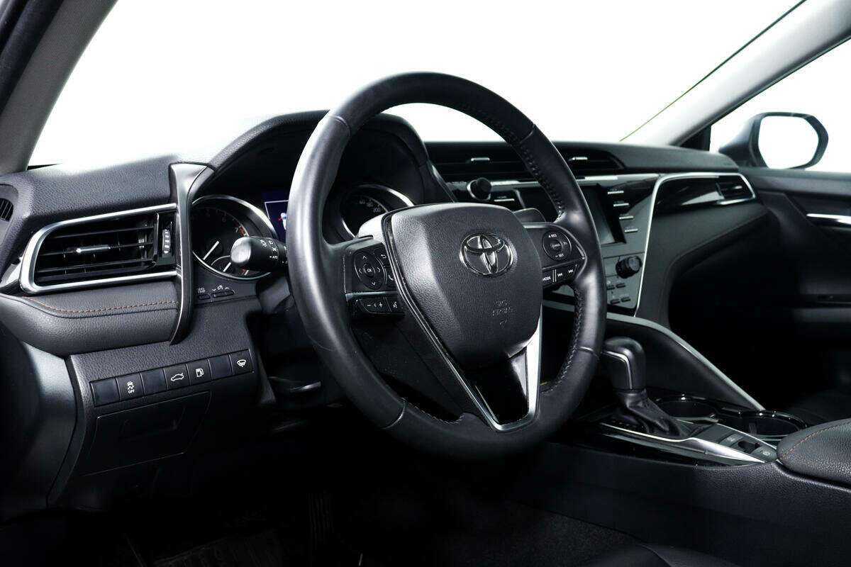 Купить Toyota Camry, 2018, 44 138 км.. Фото: #12