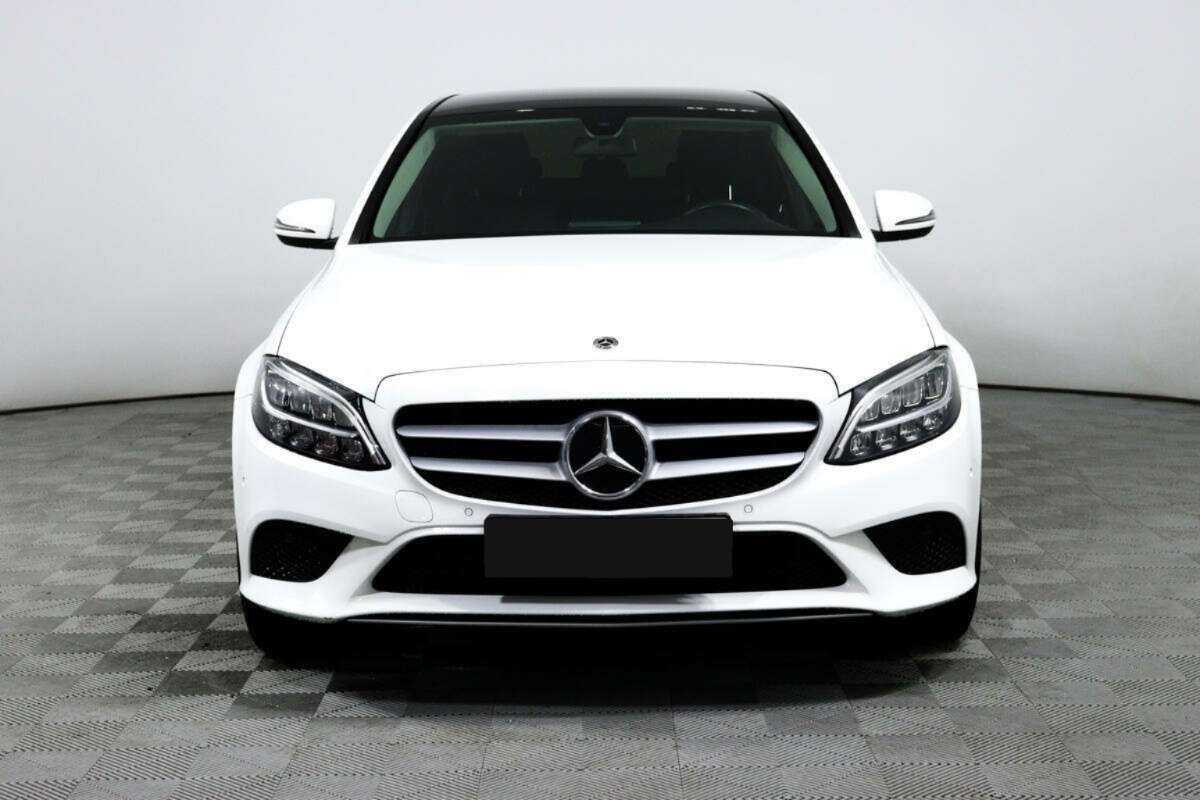 Купить Mercedes-Benz C-Класс, 2018, 54 975 км.. Фото: #1
