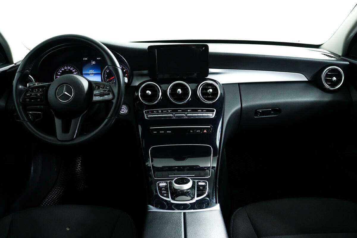 Купить Mercedes-Benz C-Класс, 2018, 54 975 км.. Фото: #10