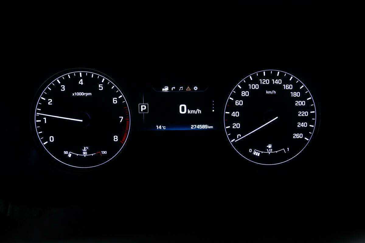 Купить Hyundai Genesis, 2016, 274 588 км.. Фото: #9