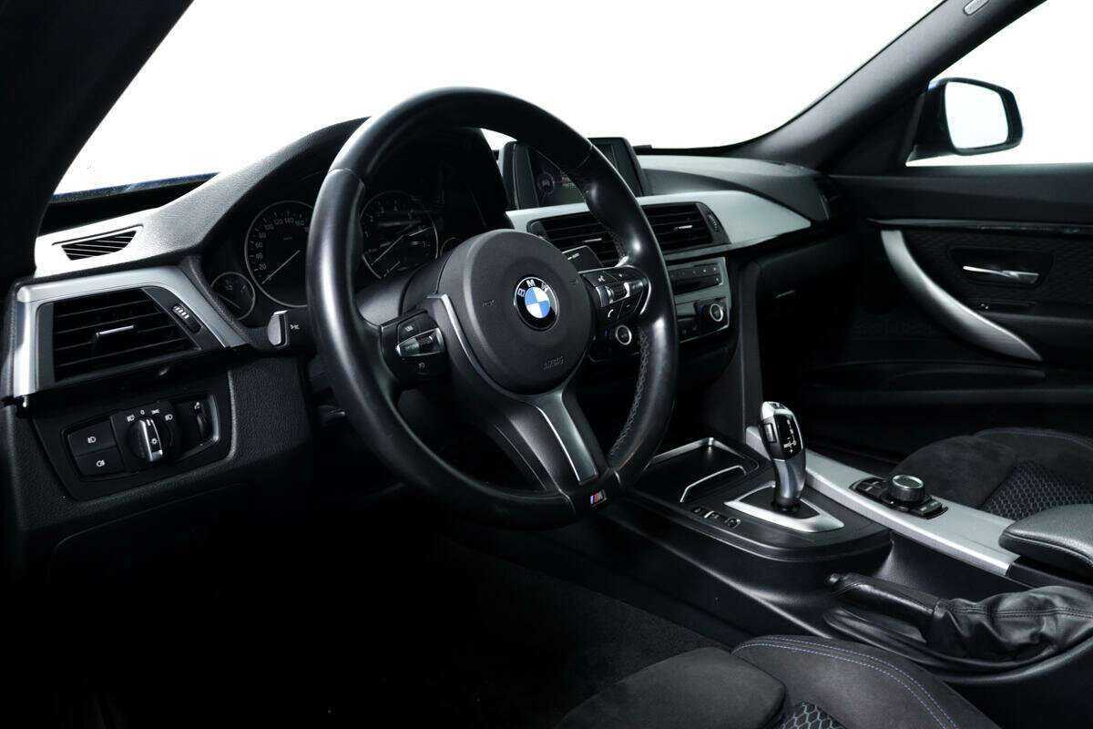 Купить BMW 3 серии, 2017, 125 196 км.. Фото: #12