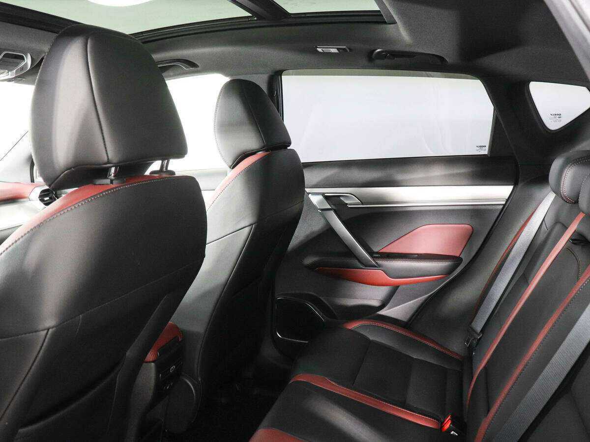 Купить Джили Кулрэй, 2021, 47 330 км.. Фото: #10