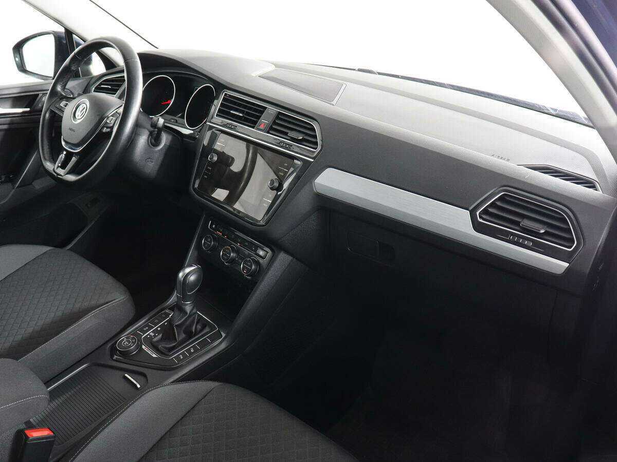 Купить Volkswagen Tiguan, 2017, 69 500 км.. Фото: #9