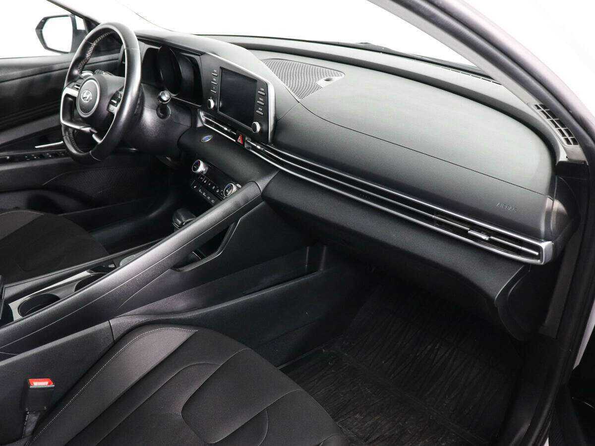 Купить Hyundai Elantra, 2021, 46 001 км.. Фото: #9