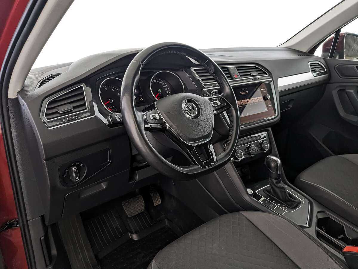 Купить Volkswagen Tiguan, 2020, 112 136 км.. Фото: #10