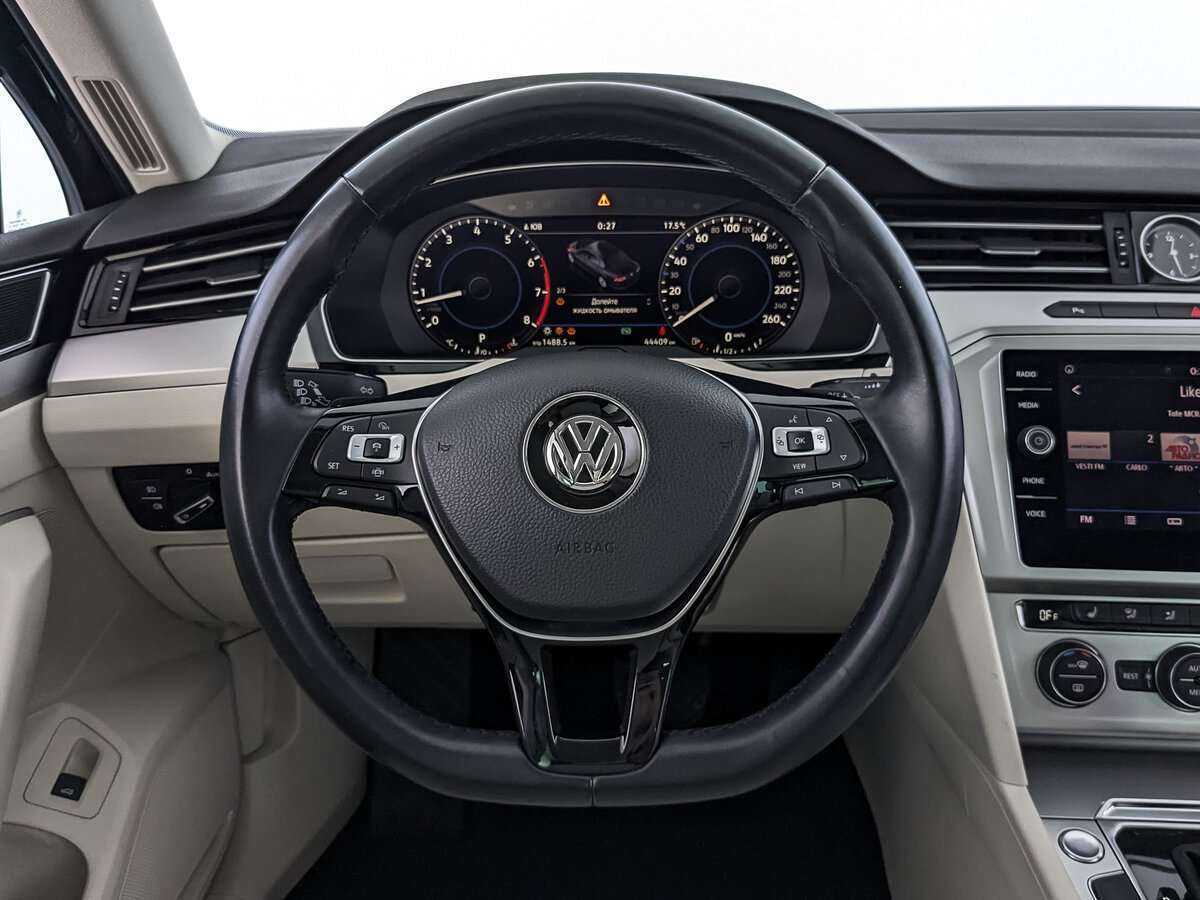 Купить Volkswagen Passat, 2018, 44 409 км.. Фото: #17