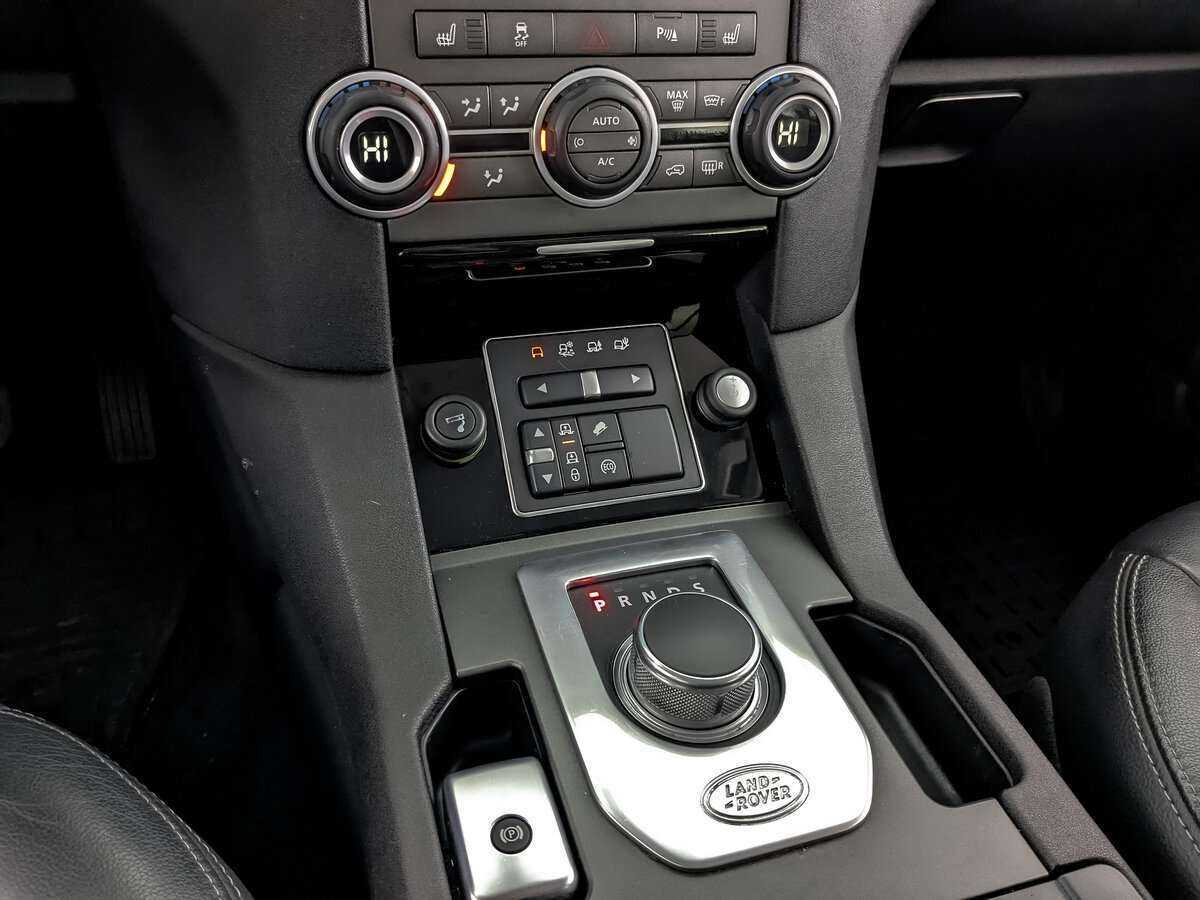 Купить Land Rover Discovery, 2015, 154 787 км.. Фото: #17