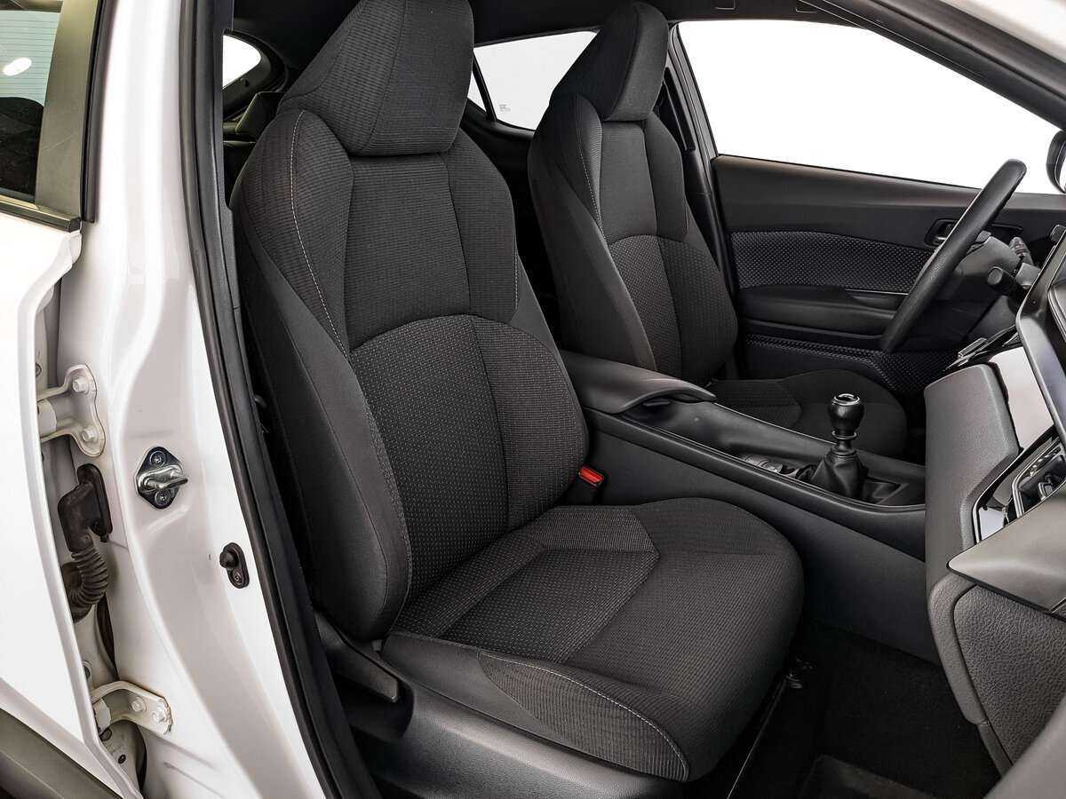 Купить Toyota C-HR, 2019, 36 982 км.. Фото: #18