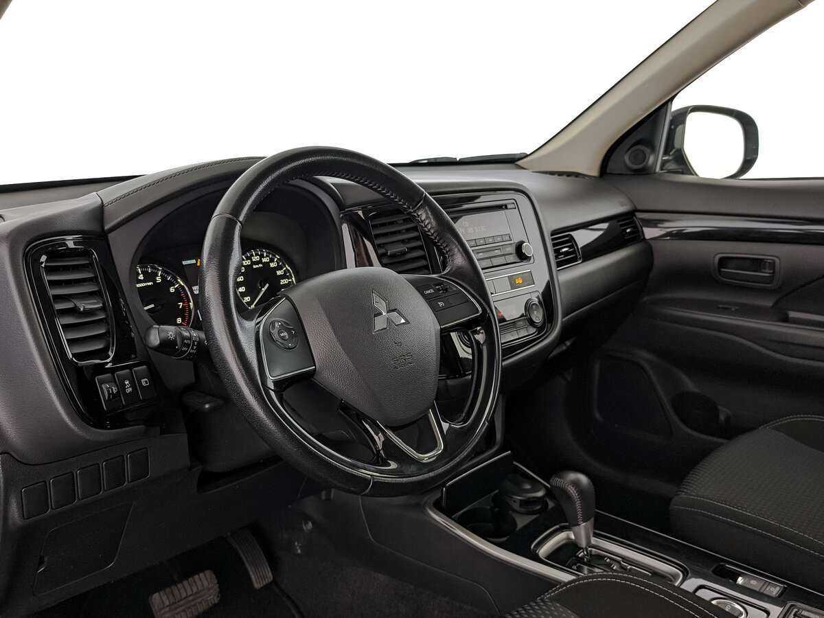 Купить Mitsubishi Outlander, 2019, 82 481 км.. Фото: #10