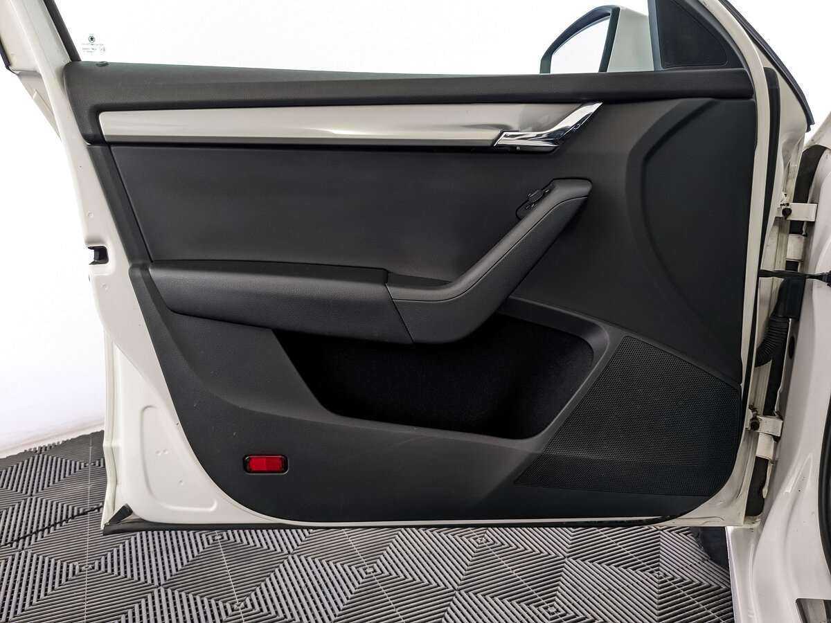 Купить Шкода Октавия, 2015, 147 101 км.. Фото: #14