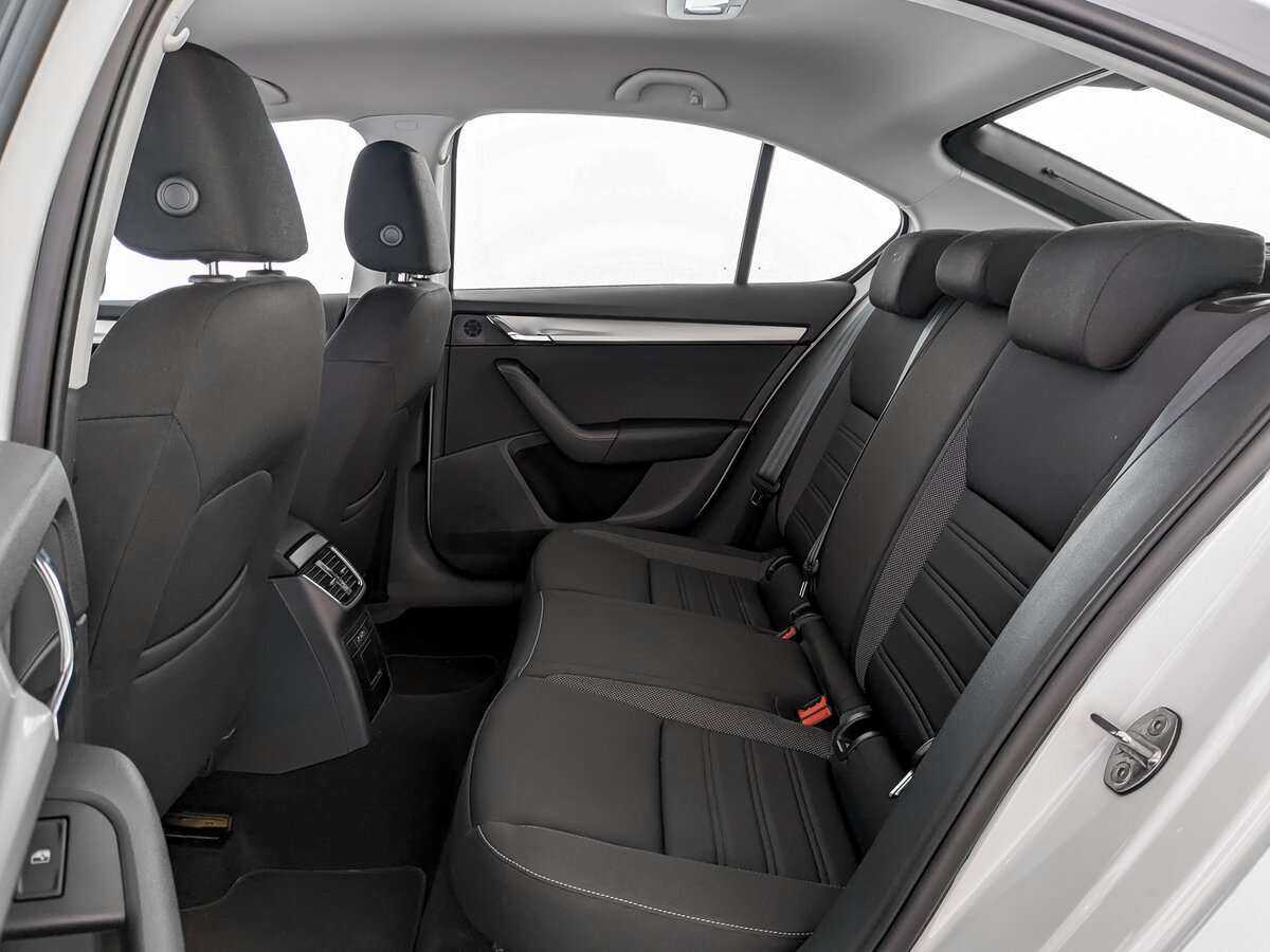 Купить Skoda Octavia, 2020, 70 102 км.. Фото: #9