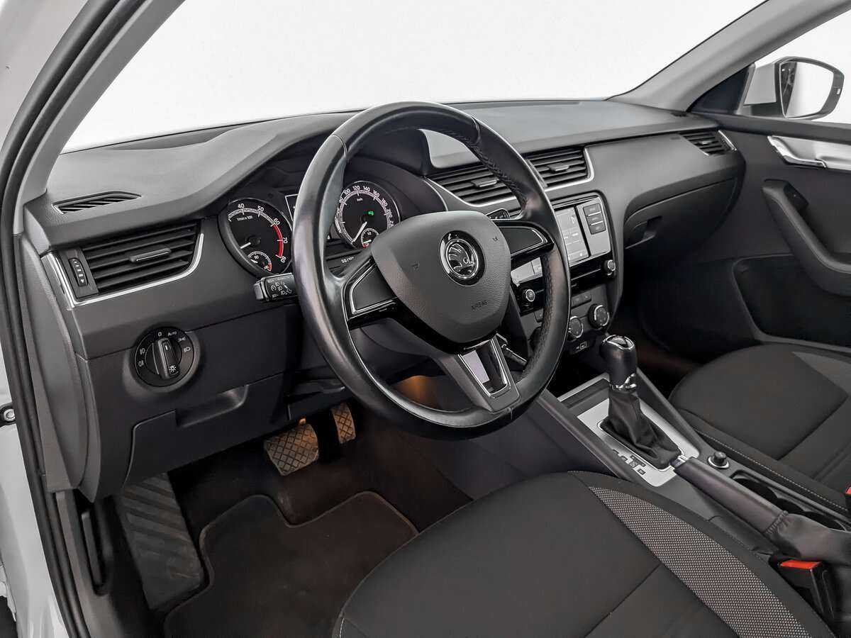 Купить Skoda Octavia, 2020, 70 102 км.. Фото: #13