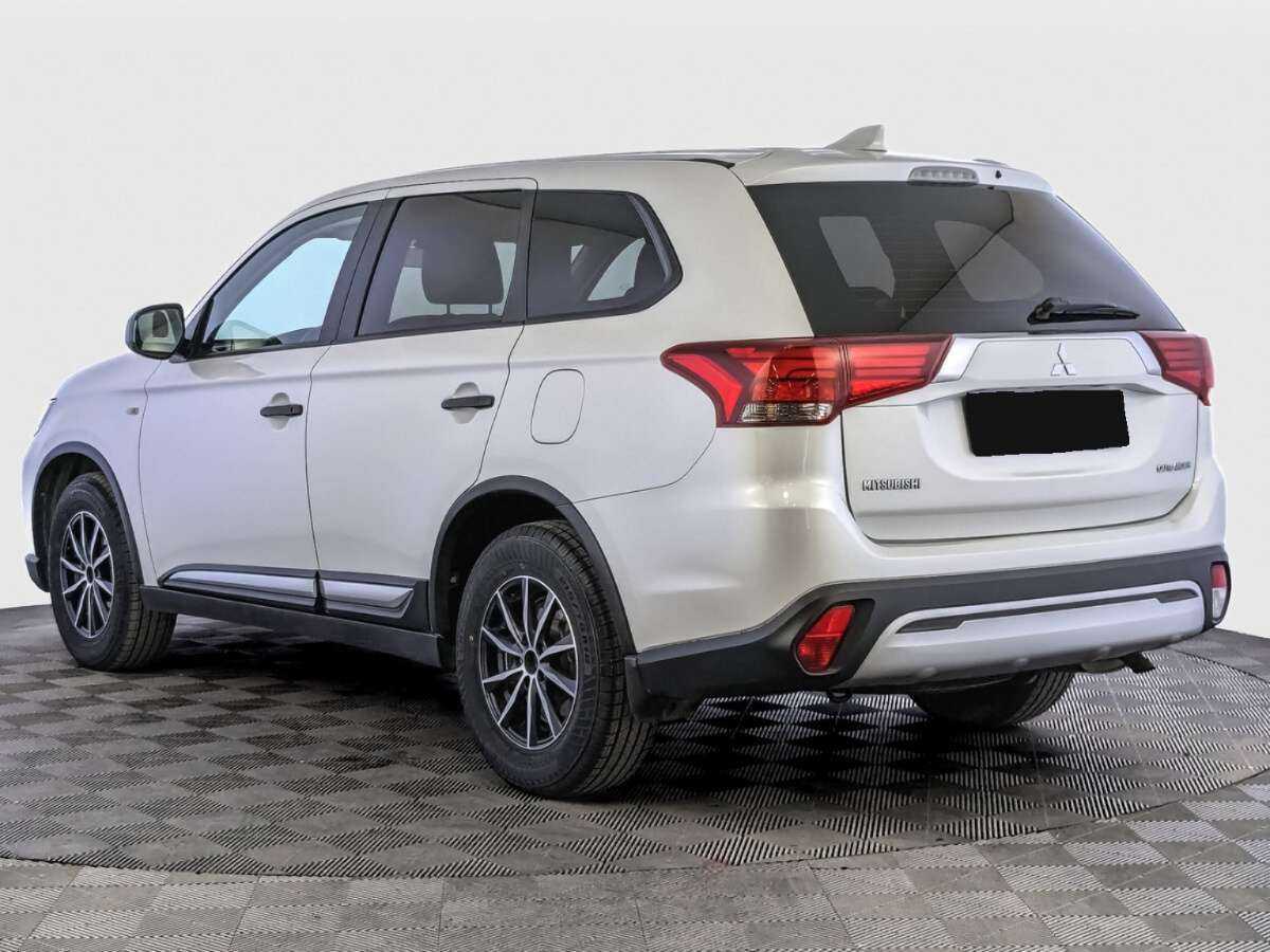 Купить Mitsubishi Outlander, 2019, 132 727 км.. Фото: #6