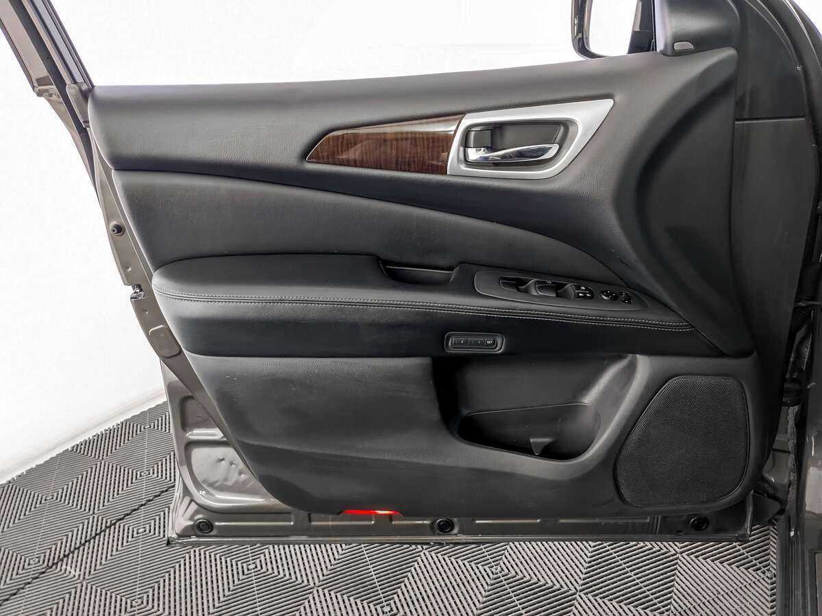 Купить Nissan Pathfinder, 2016, 139 137 км.. Фото: #14