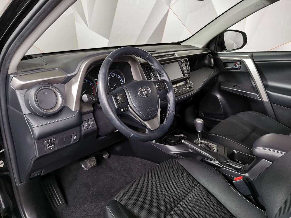 Купить Toyota RAV4, 2018, 98 085 км.. Фото: #13