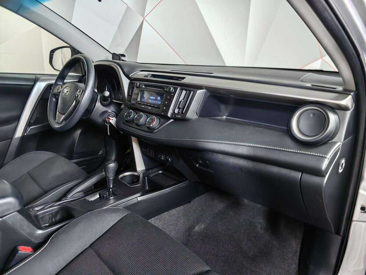 Купить Toyota RAV4, 2016, 177 936 км.. Фото: #7