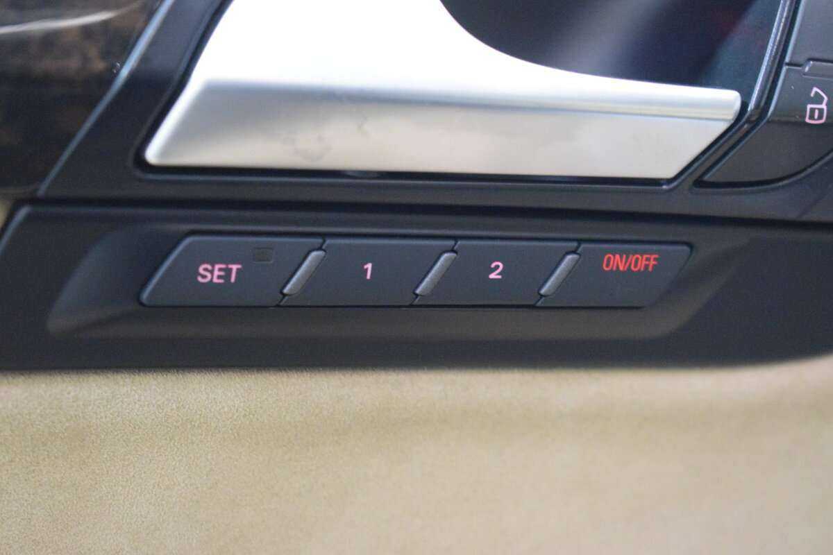 Купить Audi Q7, 2014, 266 505 км.. Фото: #8