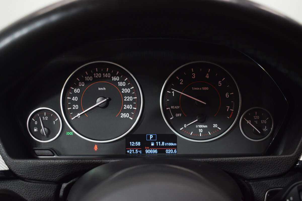 Купить BMW 3 серии, 2018, 90 687 км.. Фото: #16