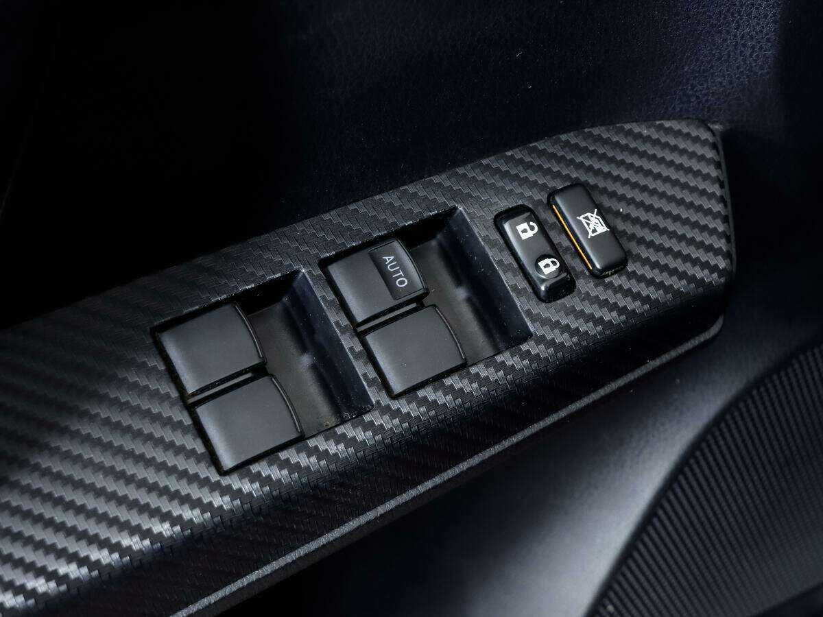 Купить Toyota RAV4, 2015, 57 600 км.. Фото: #9