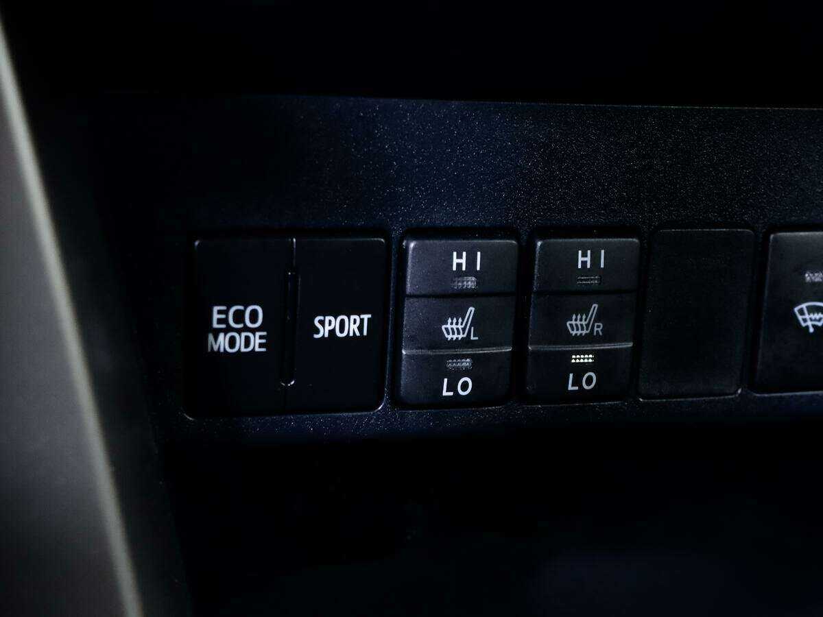 Купить Toyota RAV4, 2015, 57 600 км.. Фото: #10