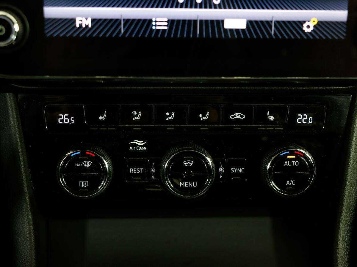 Купить Шкода Суперб, 2018, 140 995 км.. Фото: #9